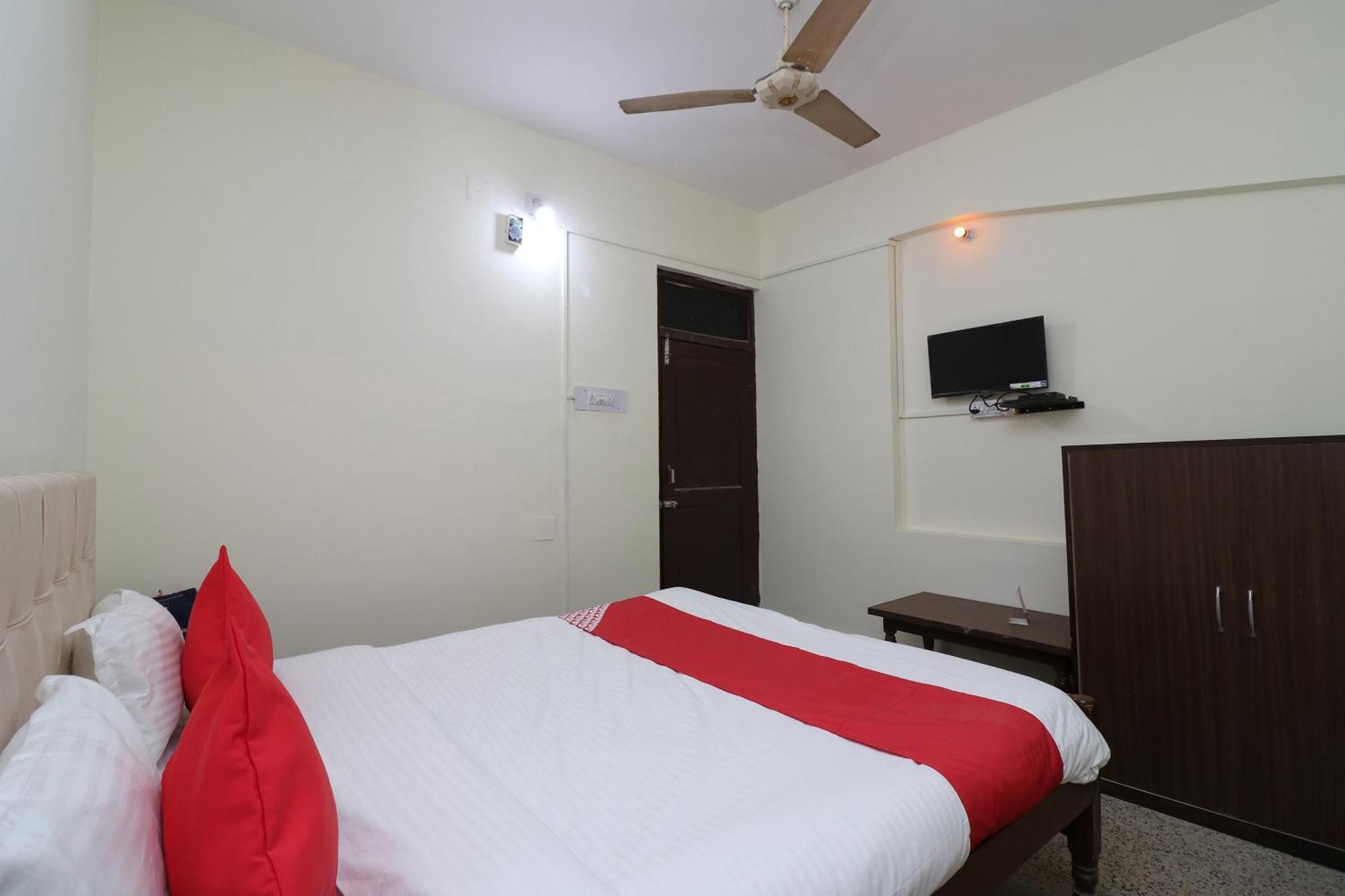 Hotel Shreya 布巴内什瓦尔 外观 照片