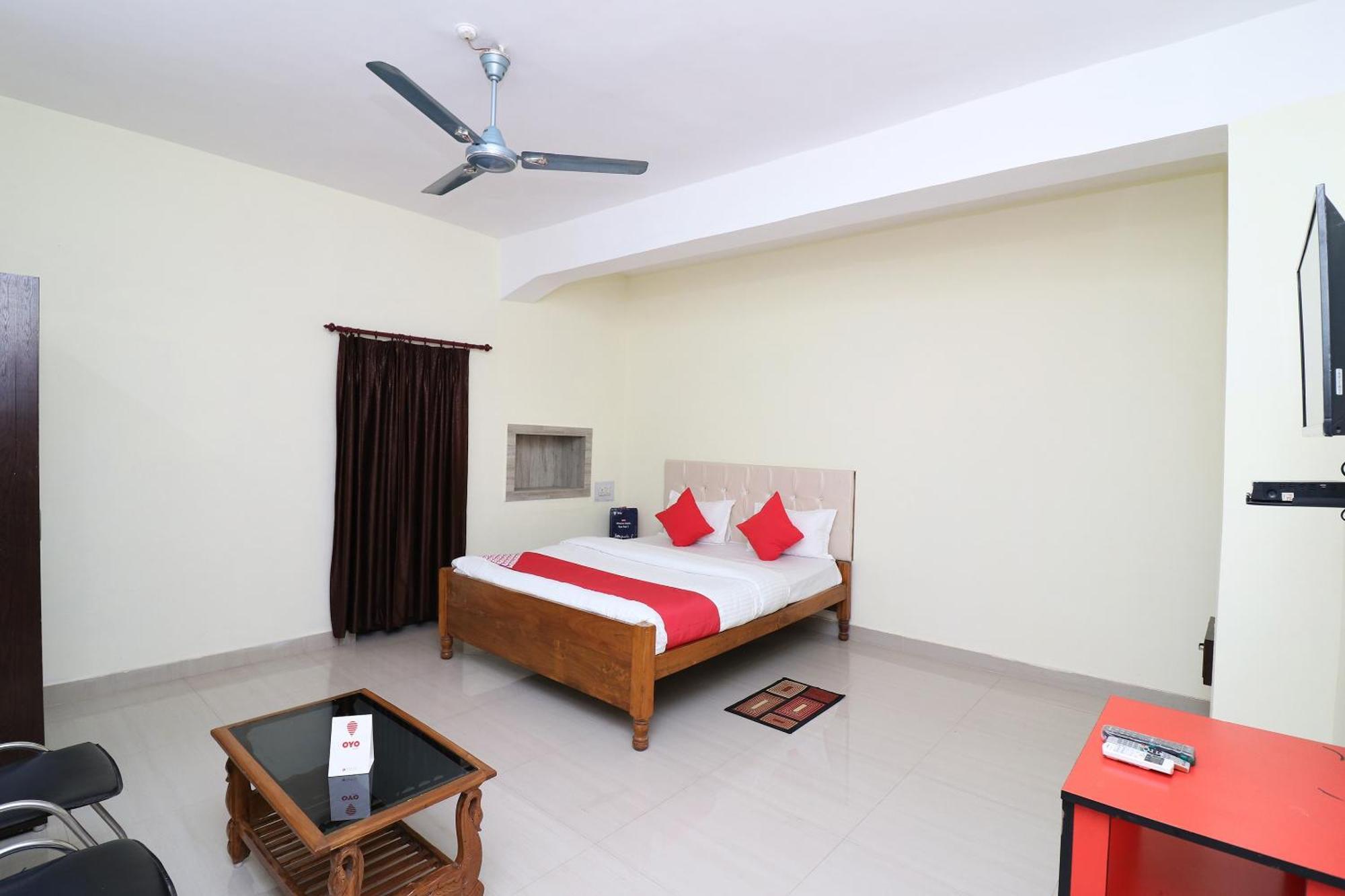 Hotel Shreya 布巴内什瓦尔 外观 照片