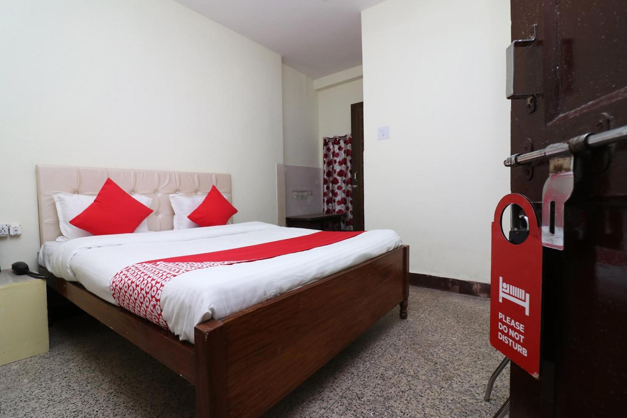 Hotel Shreya 布巴内什瓦尔 外观 照片