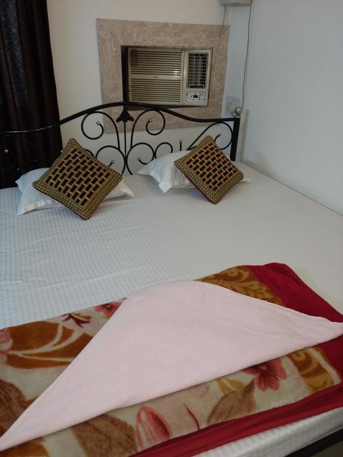 Hotel Shreya 布巴内什瓦尔 外观 照片